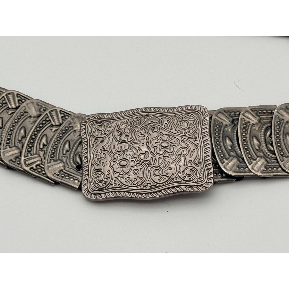Vintage Silver Tone Concho Link Belt Floral Buckle